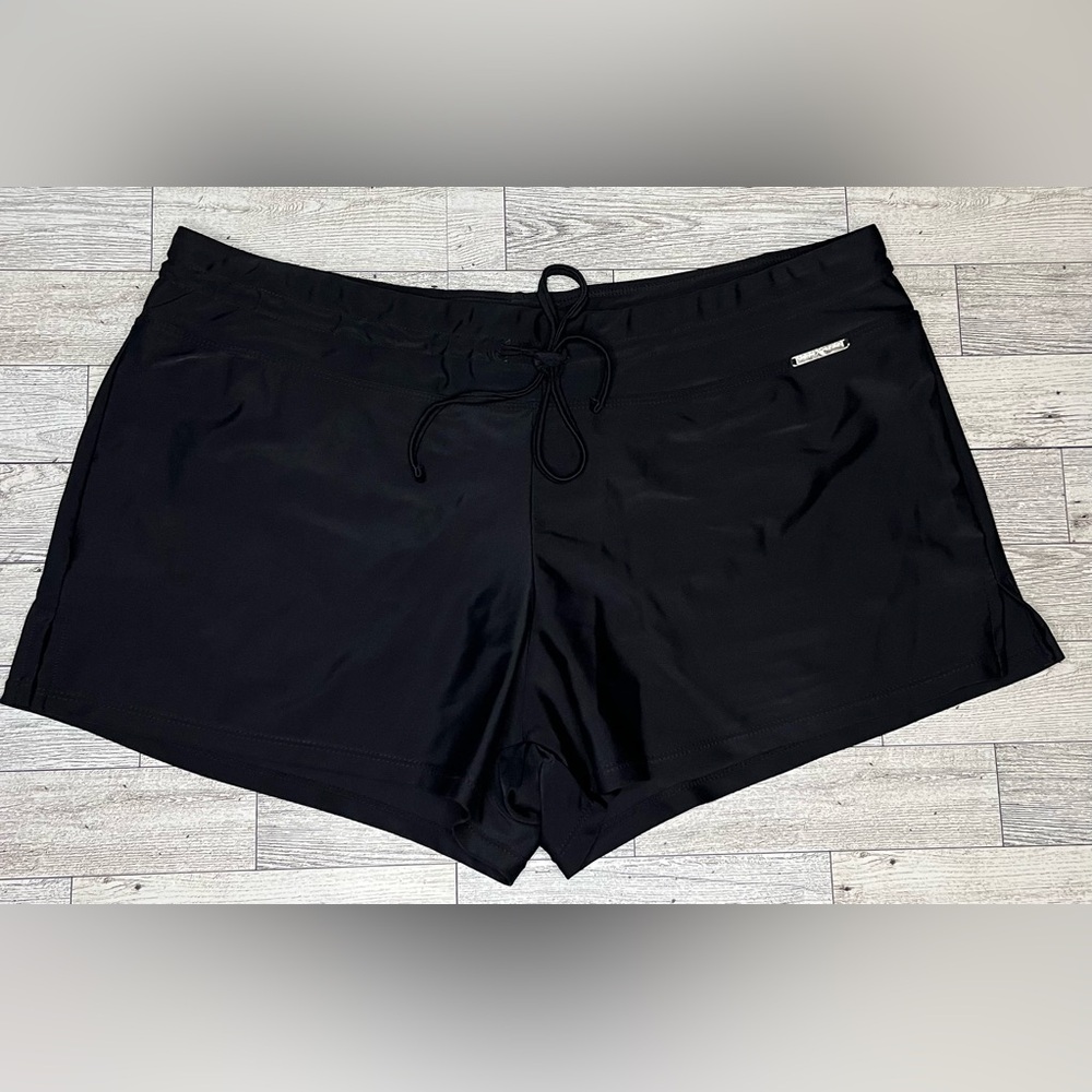 ZeroXposur Black Swim Shorts Size 12